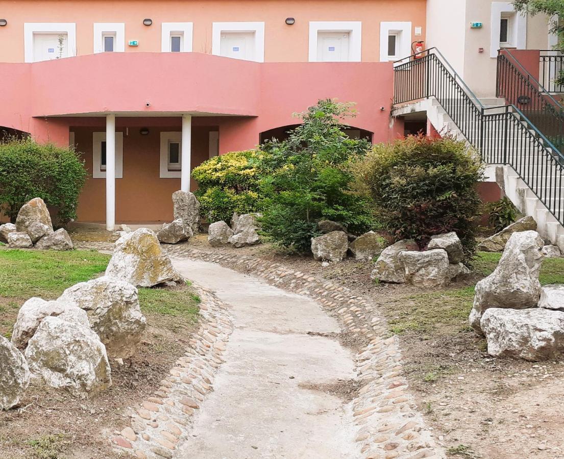 Studio 24 M2 - Hameaux De Camargue - Village 9 - 13200 Arles Luaran gambar